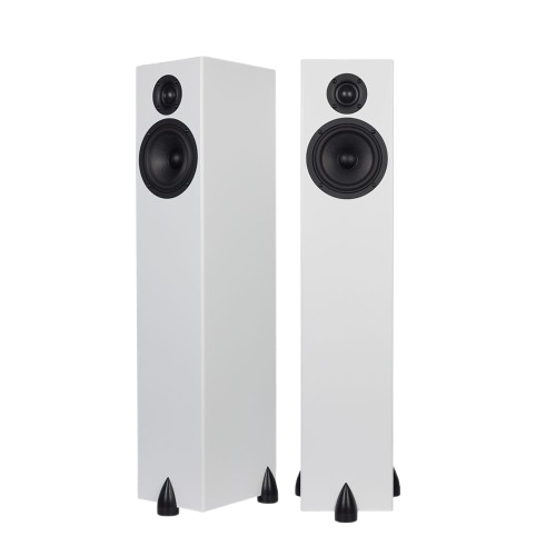 Bison Tower White 1050x1050 1 1654935645 removebg preview